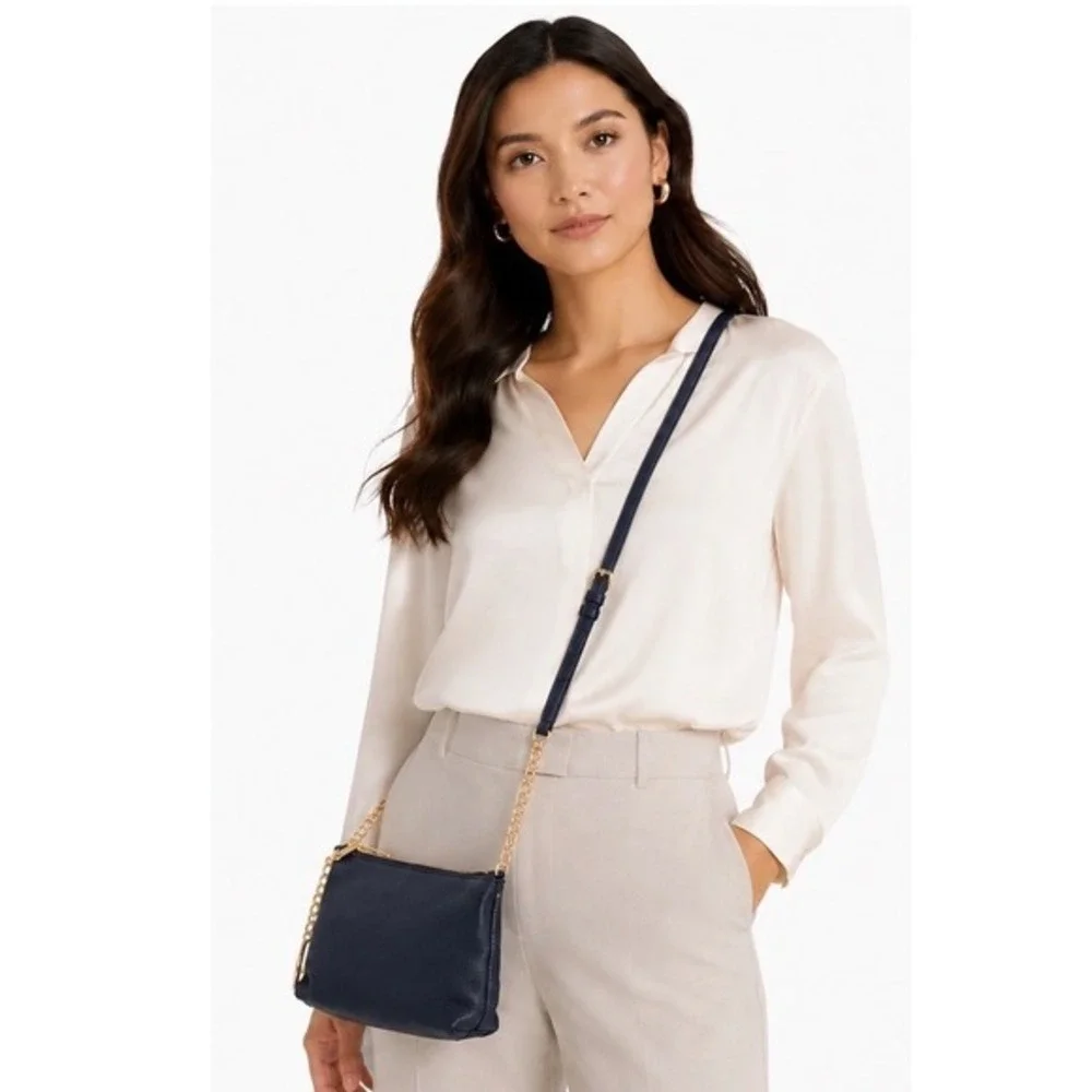 Michael Kors Jet Set East West Crossbody Bag Navy Blue Pebbled Leather 40-18‎